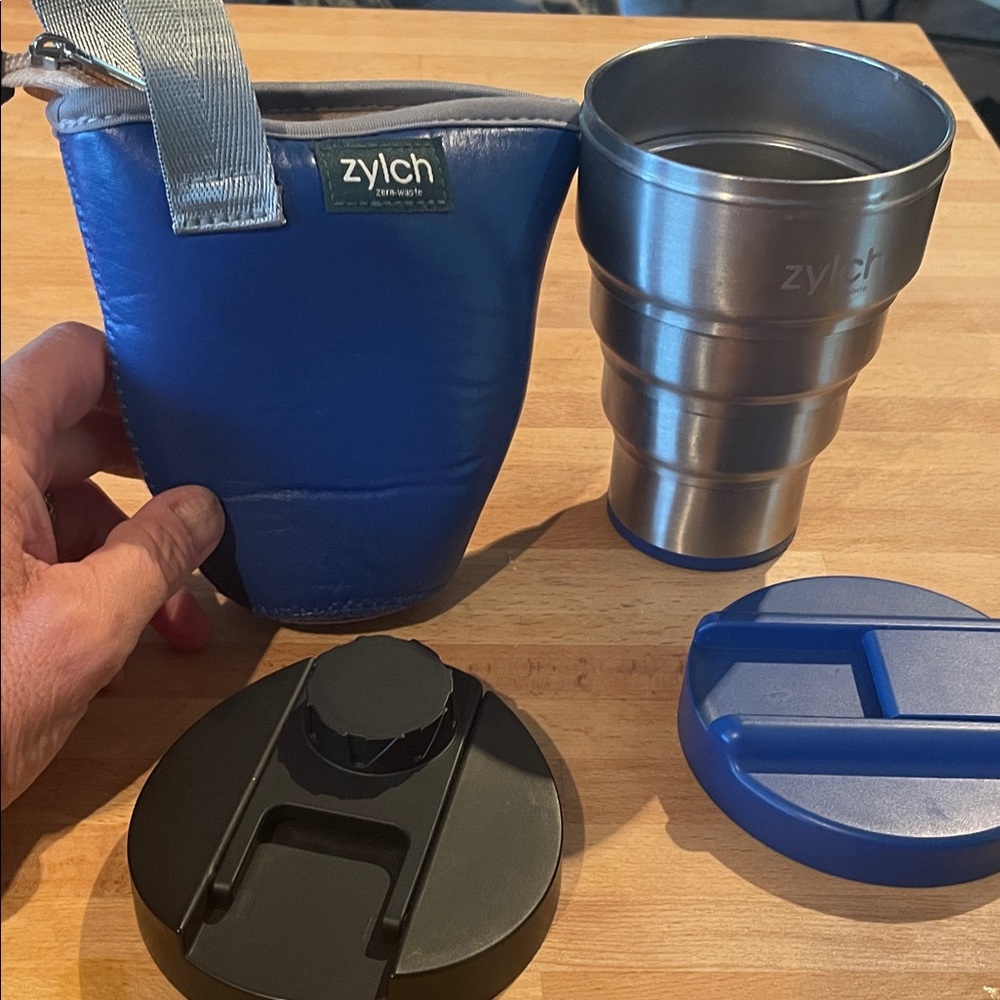 Zylch a  collapsible hot cold cup